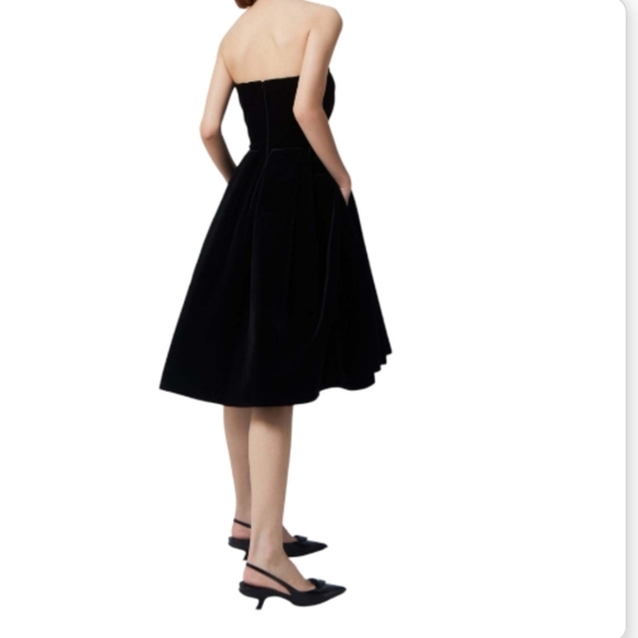 ALEX PERRY | Bryn Runway Strapless Velvet Cocktail Dress Sculpted Bodice US 8 - Picture 3 of 11